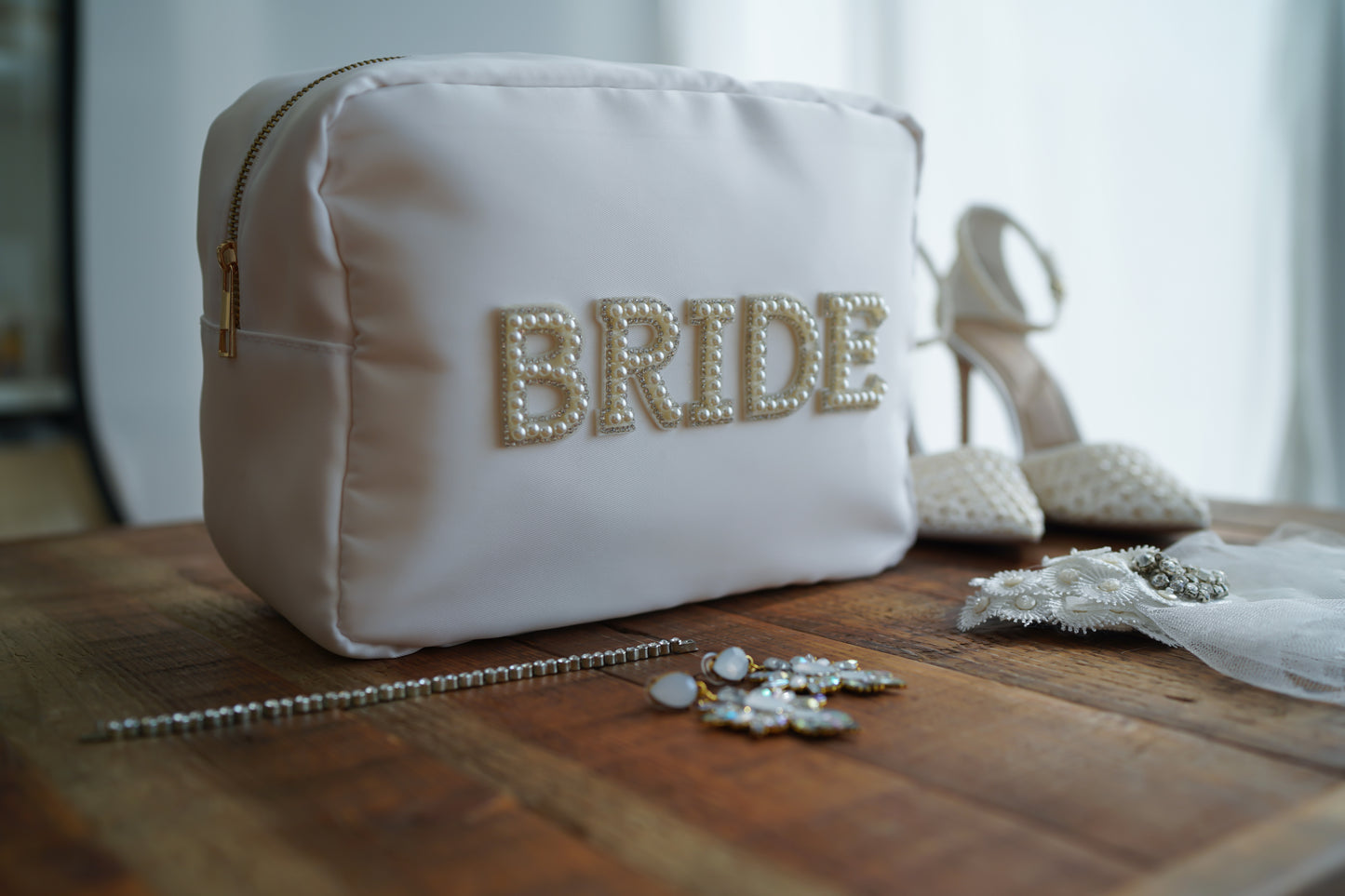 White Large “Bride” Pouch - The Happy Tribe