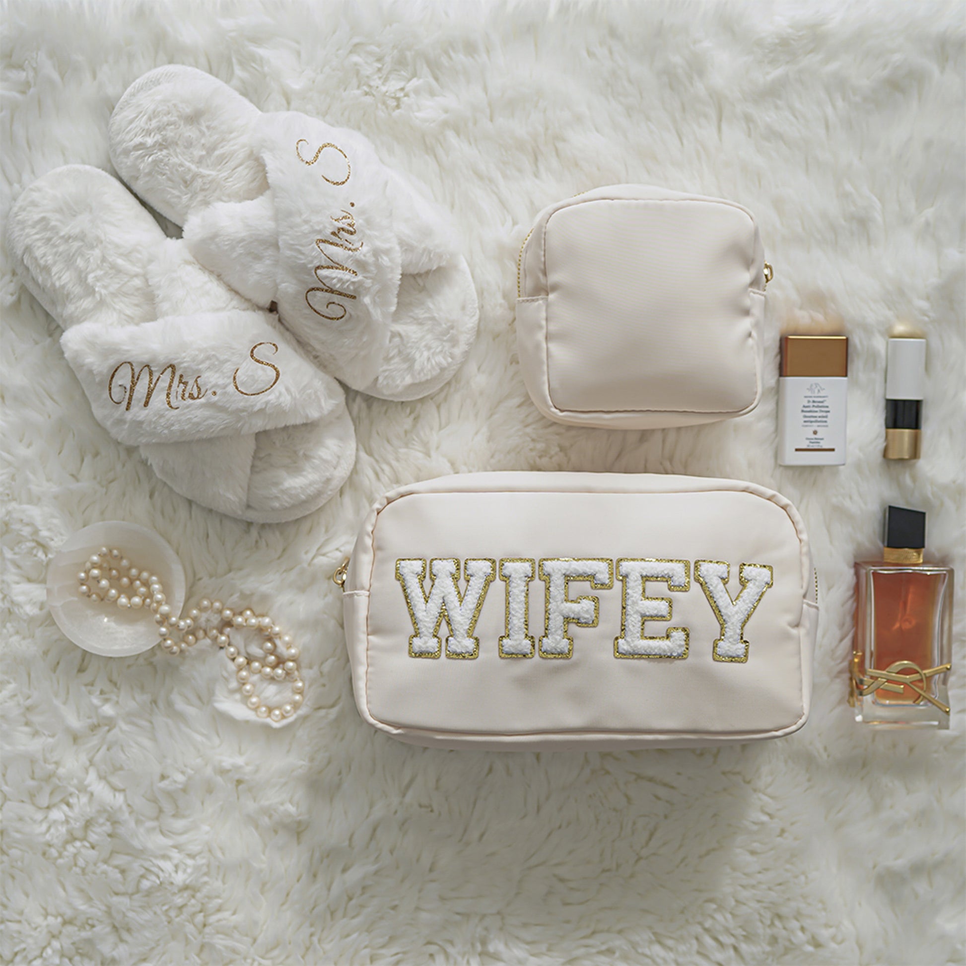 Medium Cream Pouch - "Wifey" - The Happy Tribe