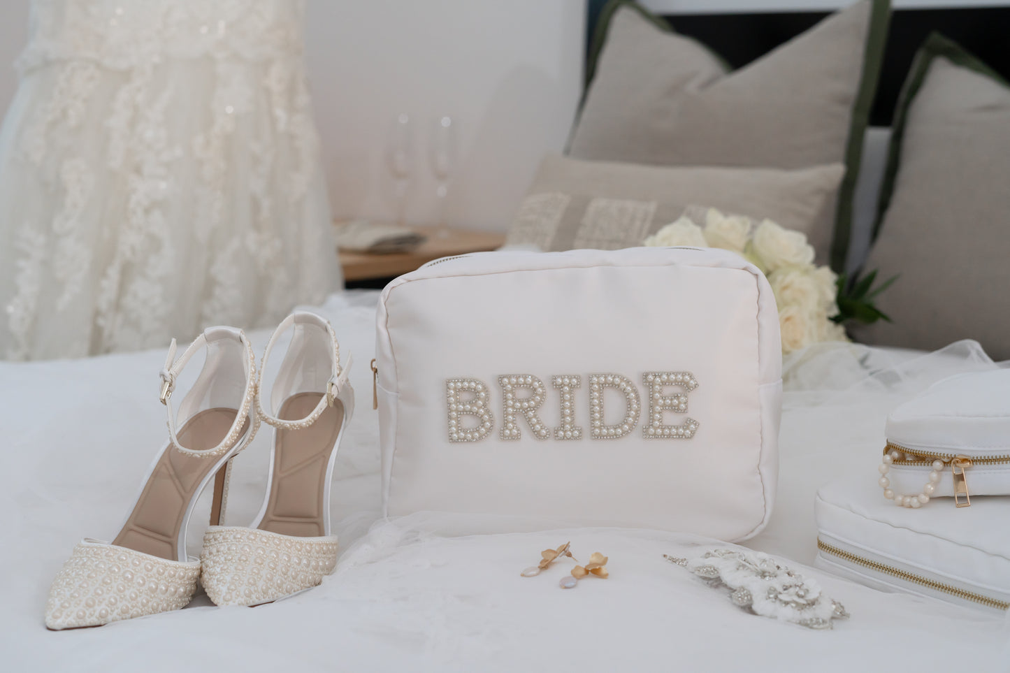 White Large “Bride” Pouch - The Happy Tribe
