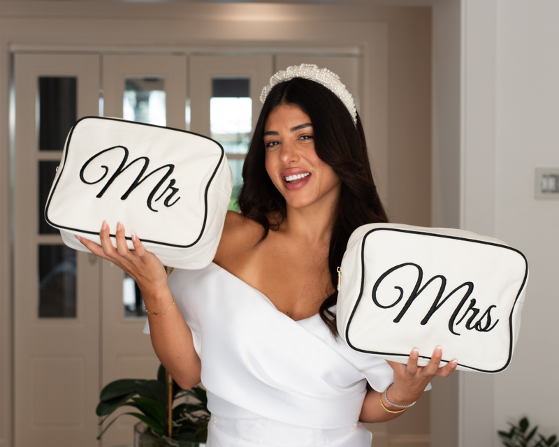 Large Pouch “Mr & Mrs”Newlyweds