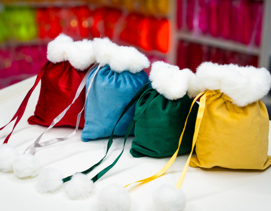 Christmas Mini Pom Pom Pouch