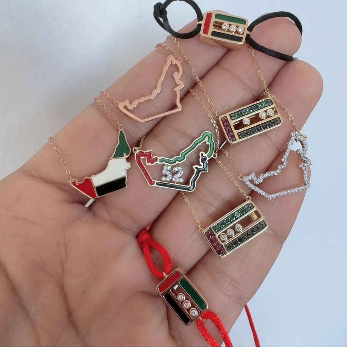 Emirates in Elegance Necklace - The Happy Tribe