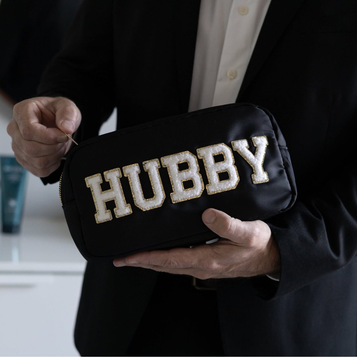 "Hubby" Medium Pouch, Black - The Happy Tribe