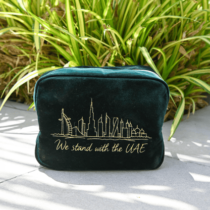 Large Green Velvet Pouch “ We stand with the UAE” - The Happy Tribe